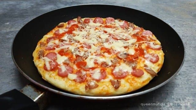 Resep Pizza Teflon Sosis dan Crabstick, Praktis Tanpa Oven Resep Pizza Teflon Sosis dan Crabstick, Praktis Tanpa Oven
