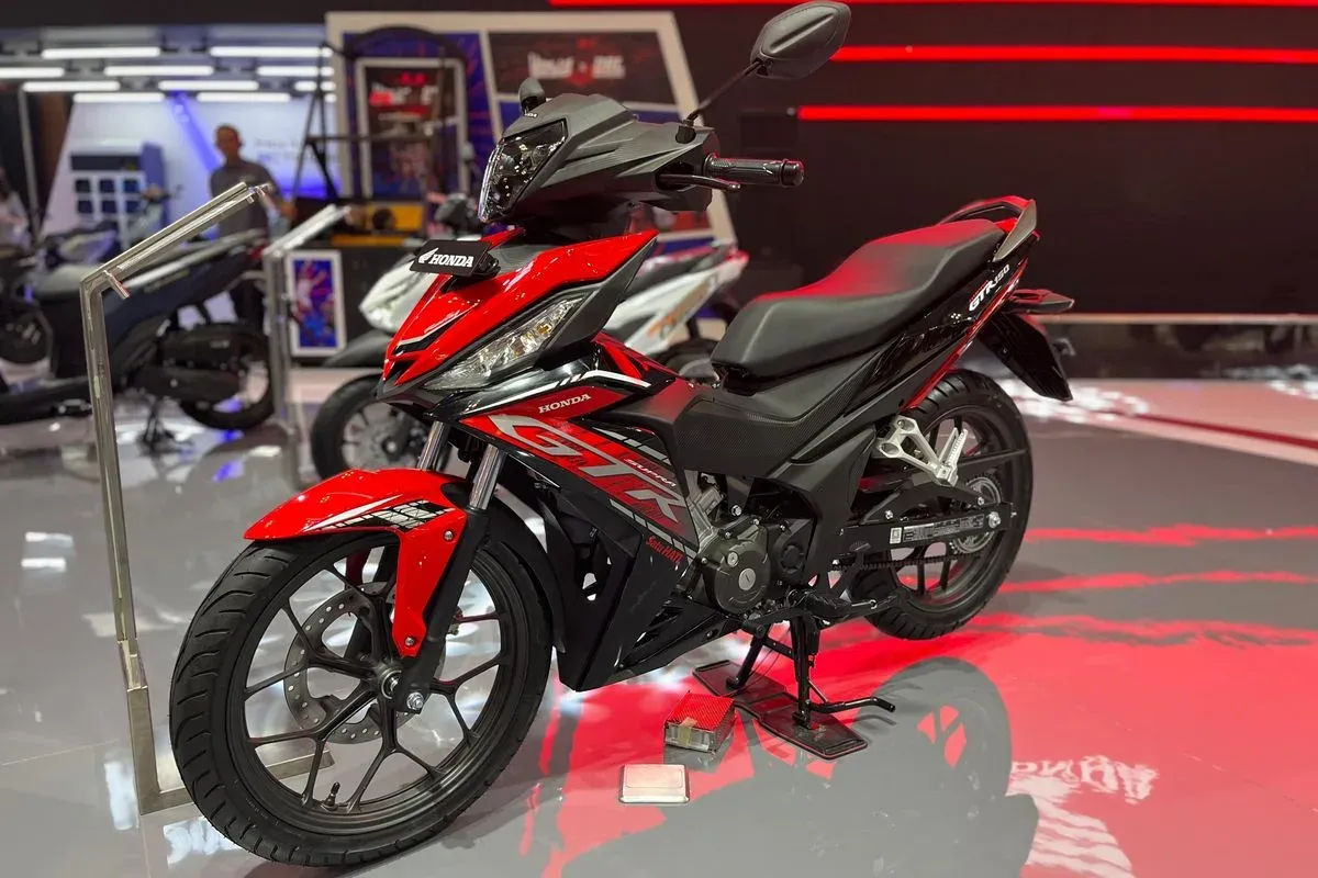 Honda Supra GTR Tampil di IMOS 2025, Bukti Motor Bebek Masih Punya Peminat