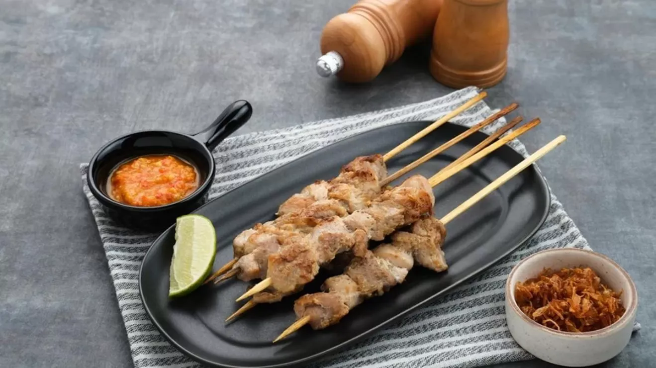 Sate Taichan Bakar Rumahan: Gurih, Pedas, dan Bikin Ketagihan Tanpa Ribet