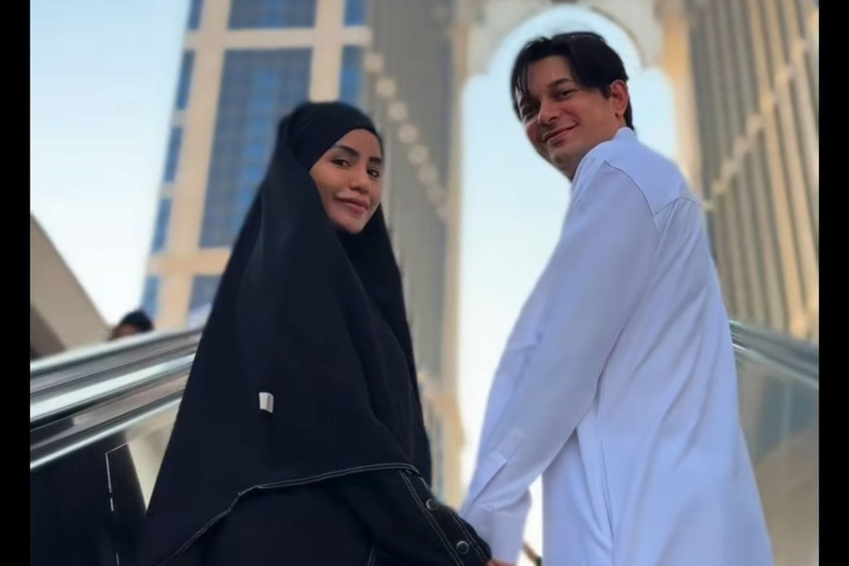 Romantis dan Religius, Andrew Andika Nikahi Violentina Kaif Sebelum ke Tanah Suci Romantis dan Religius, Andrew Andika Nikahi Violentina Kaif Sebelum ke Tanah Suci
