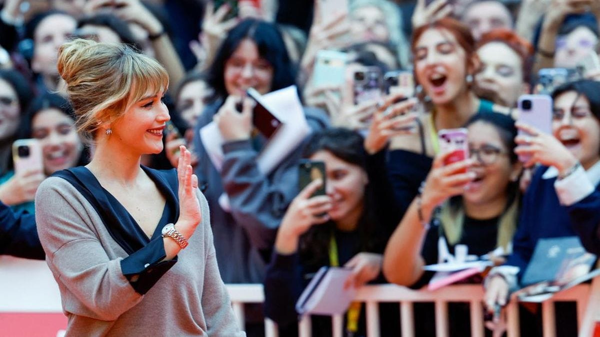 Belajar dari Masa Lalu, Jennifer Lawrence Kini Lebih Bijak Bahas Politik Belajar dari Masa Lalu, Jennifer Lawrence Kini Lebih Bijak Bahas Politik