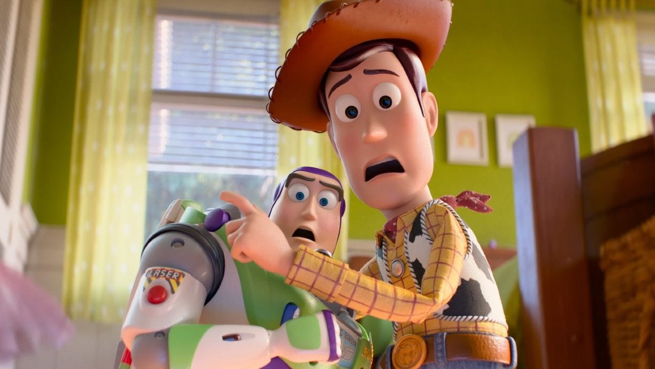 Woody dan Buzz Hadapi Tantangan Baru di Toy Story 5 dengan Kehadiran Mainan Digital Woody dan Buzz Hadapi Tantangan Baru di Toy Story 5 dengan Kehadiran Mainan Digital